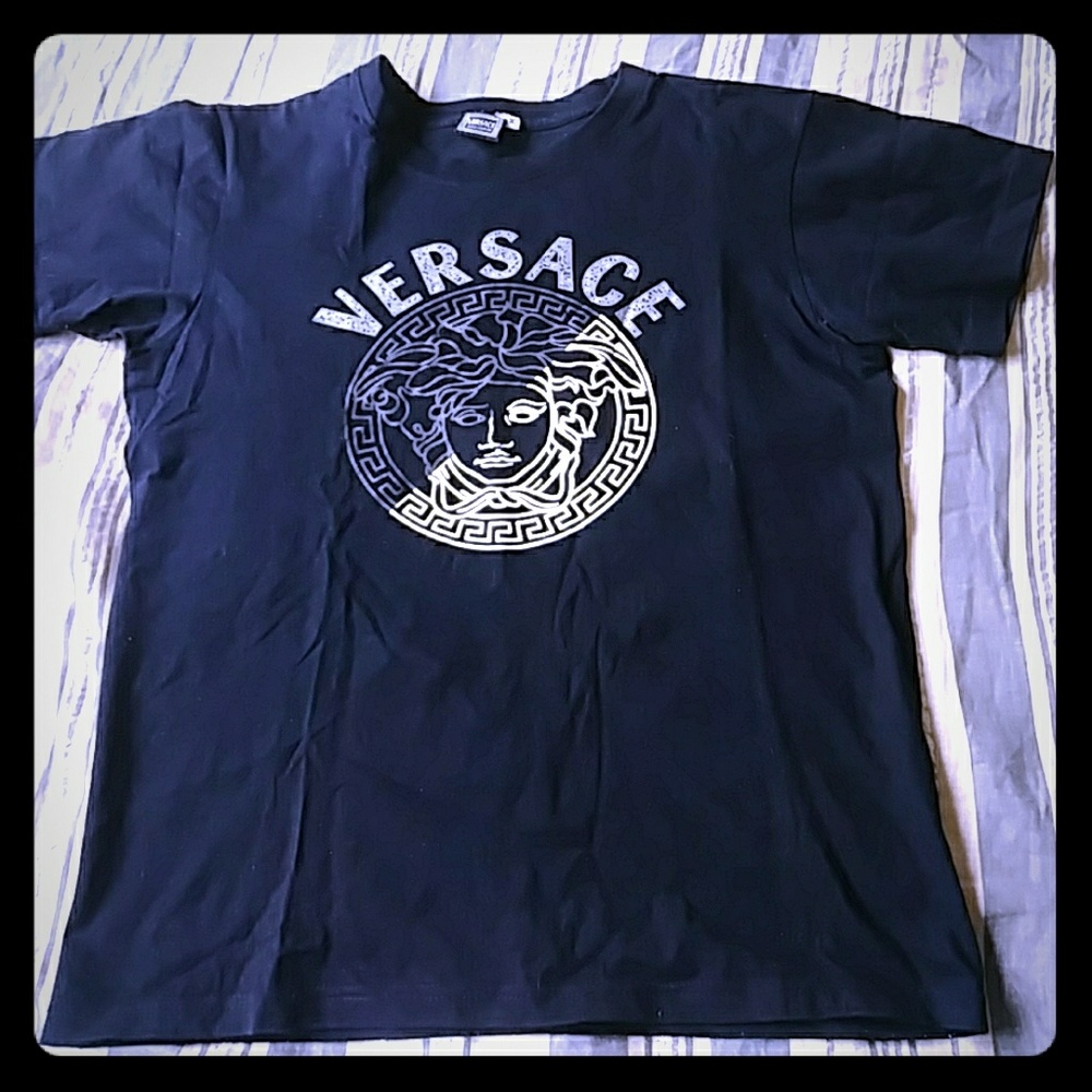 Versace T- Shirt for man size M